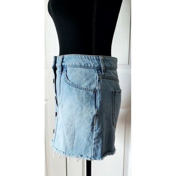 Pacsun Womens Blue Jean Denim Mini Skirt Floral Embroidered Button Up Sz 26 EUC - Picture 2 of 7